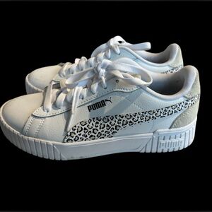 Puma White and Black Patterned Sneakers